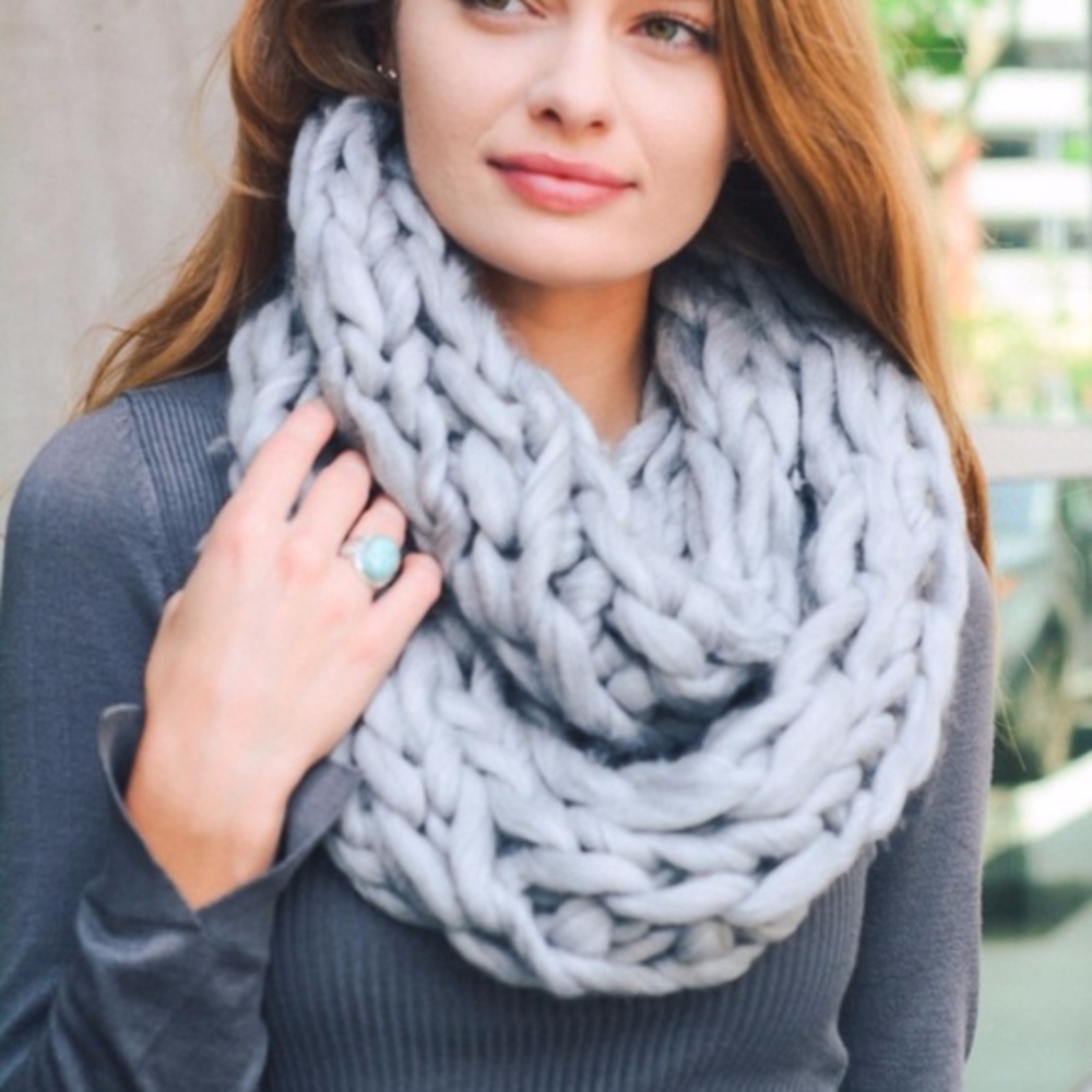 STEPHANIE Infinity Scarf - GREY - Picture 1 of 2